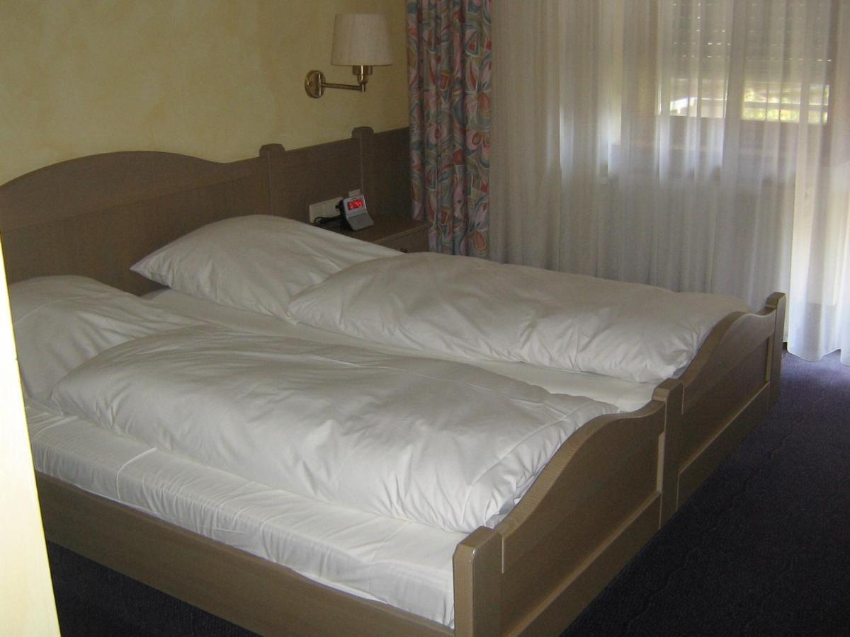 Hotel-Gasthof Rangau Ансбах Экстерьер фото